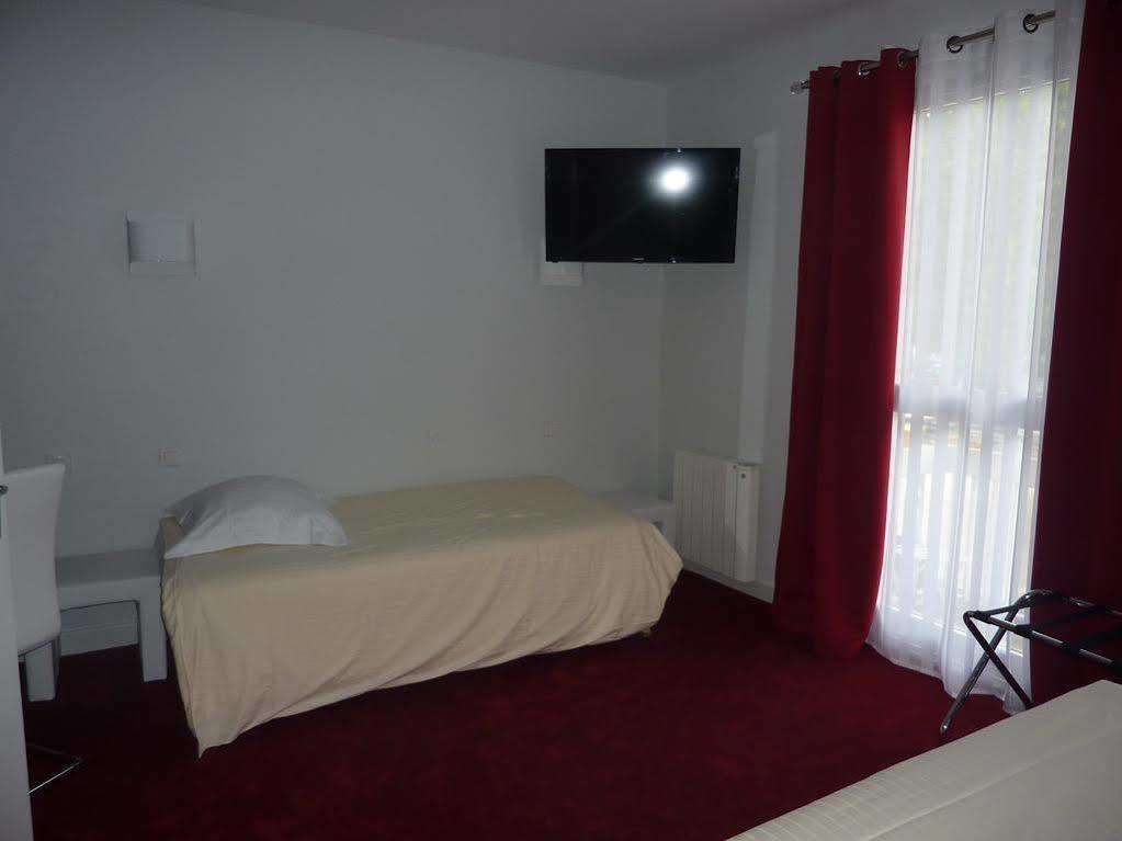 Hotel Le Square Aurillac Buitenkant foto